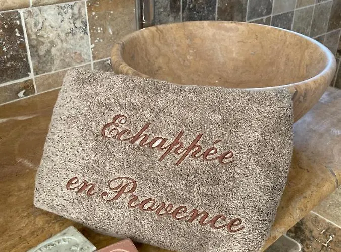 Echappée En Provence * Rochegude (Drome)
